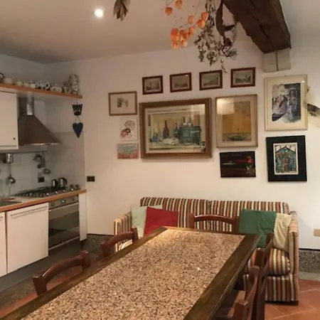 Tipico Con Corte Privata * Venezia