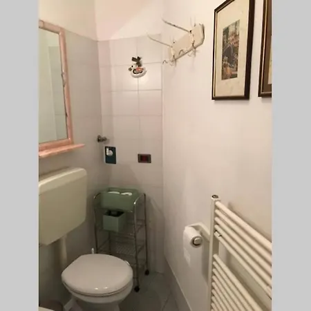 Tipico Con Corte Privata Apartment
